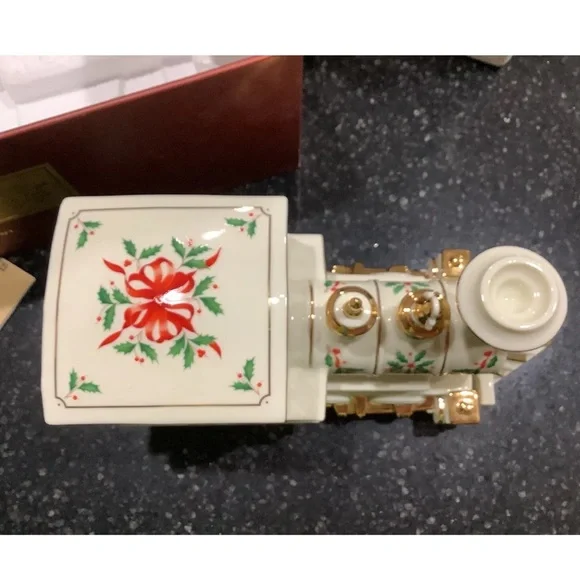 Lenox Christmas Holiday Junction Train Locomotive Engine